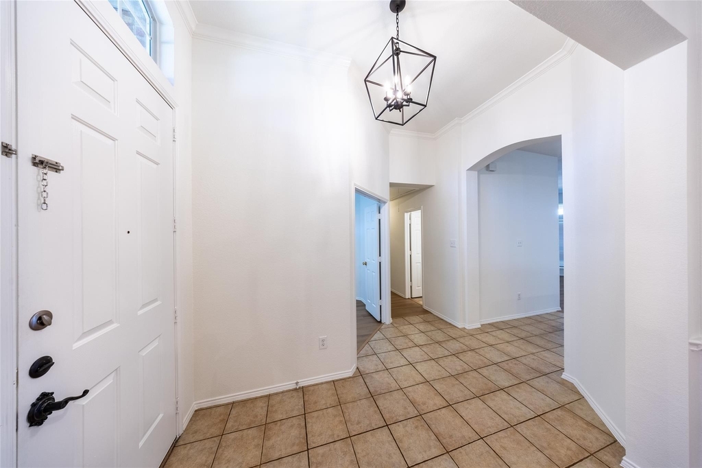 5708 Bedford Lane - Photo 3