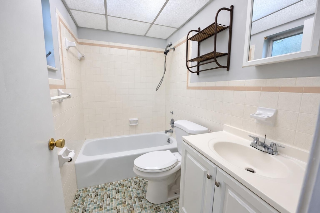220 Lucerne Avenue - Photo 12