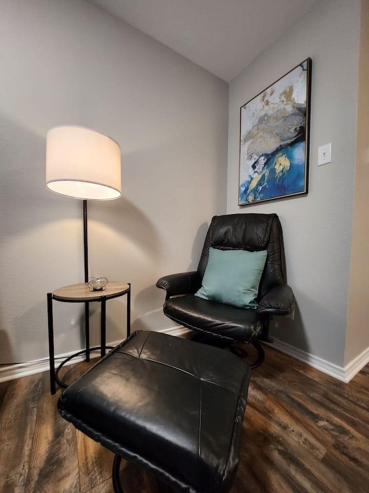 8799 Holly Street - Photo 11