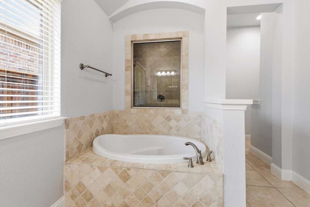 1820 Fountain Vista View - Photo 16