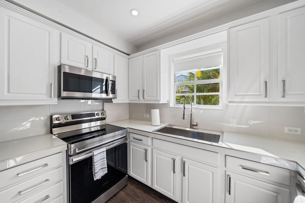 130 Yacht Club Drive - Photo 12