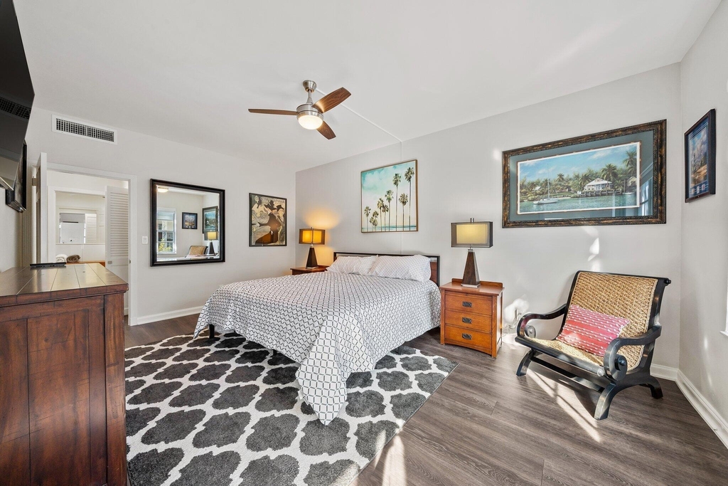 130 Yacht Club Drive - Photo 13