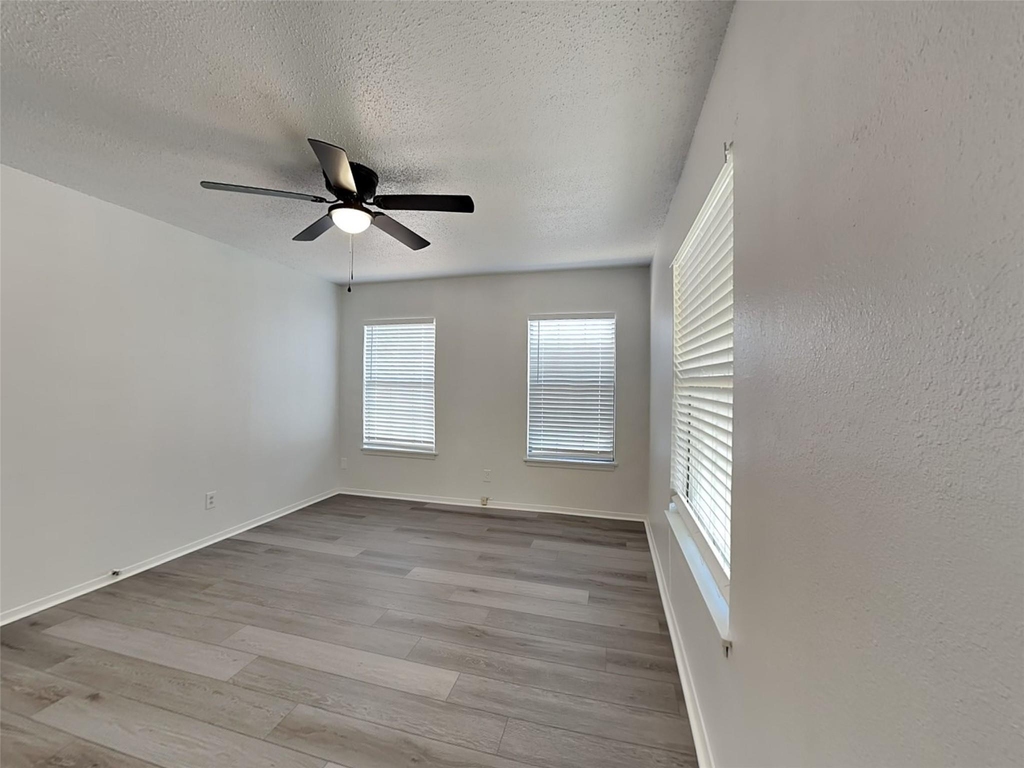 3925 Rusty Dell Street - Photo 13
