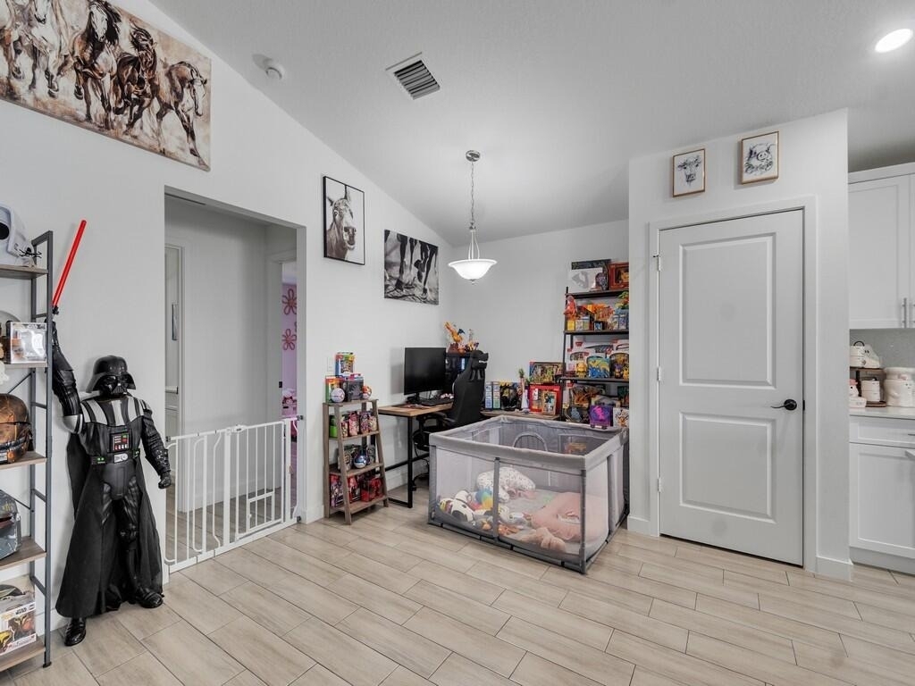 7735 101st Court - Photo 9