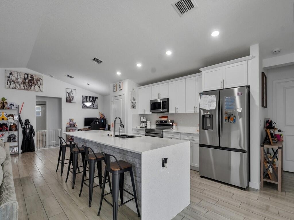 7735 101st Court - Photo 5