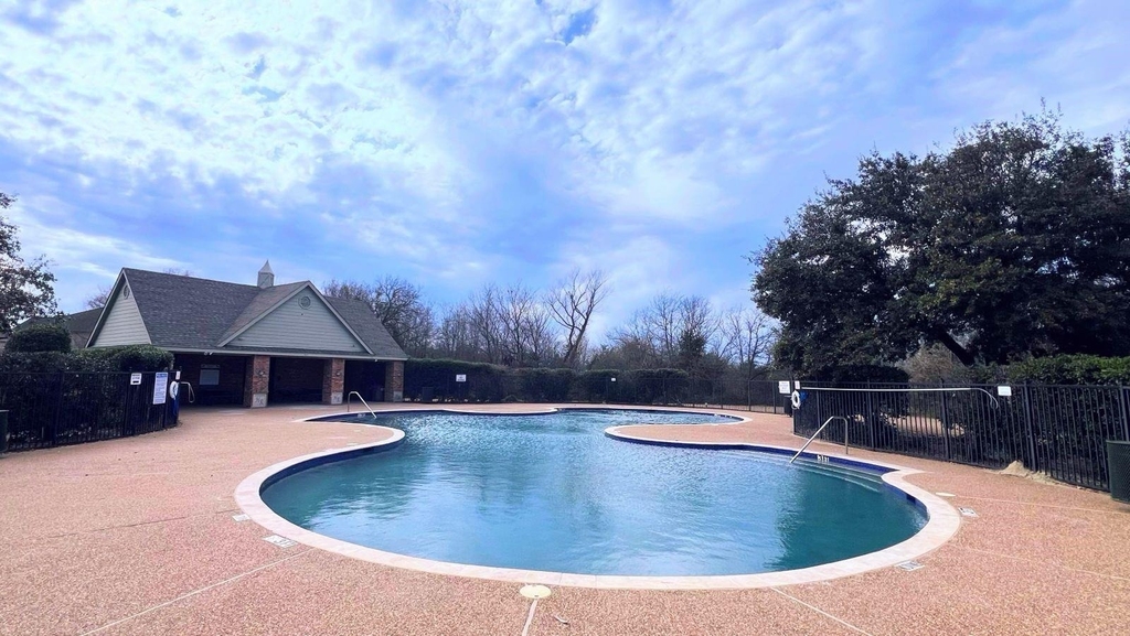2506 Deer Run Court - Photo 33