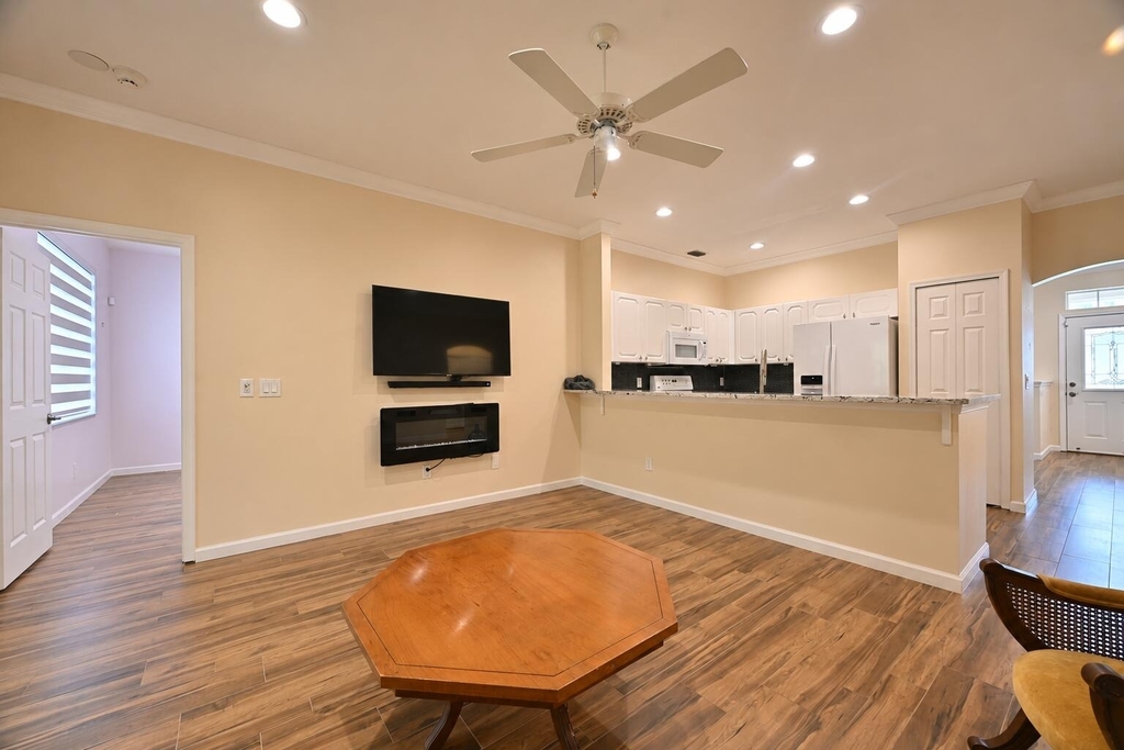 545 Nw Portofino Lane - Photo 14