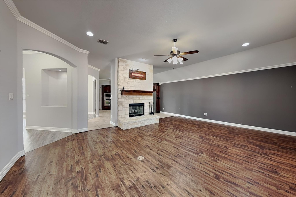 601 Green Pointe Drive - Photo 1