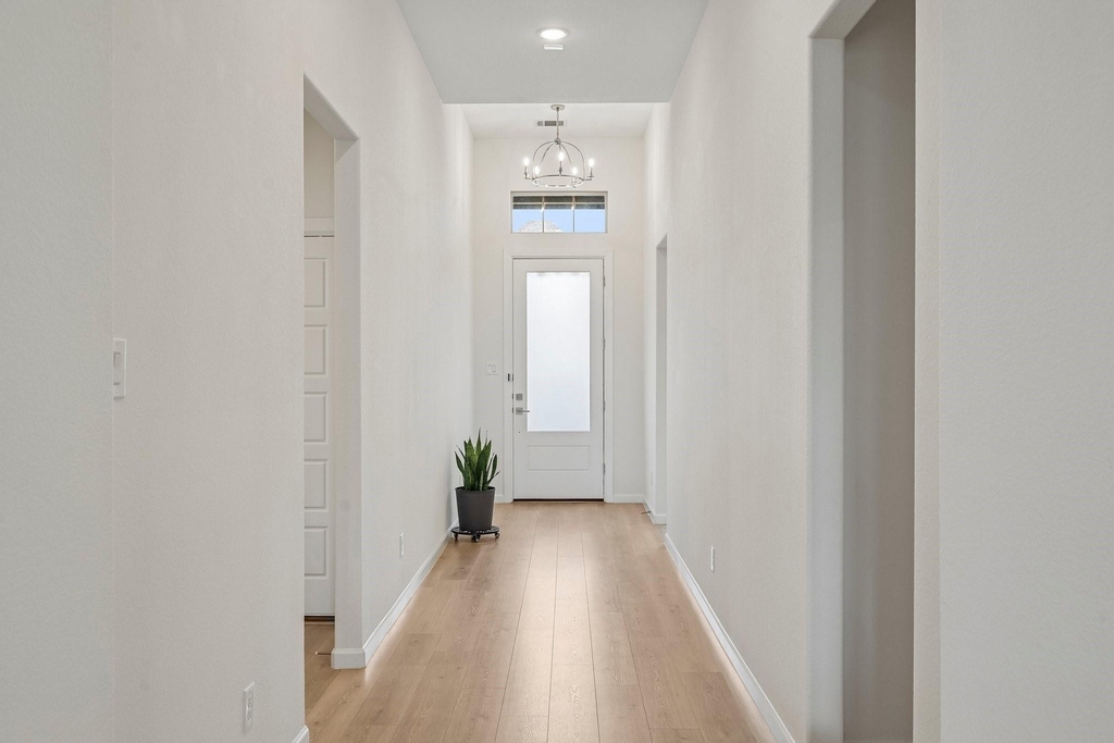 3014 Campbell Drive - Photo 2