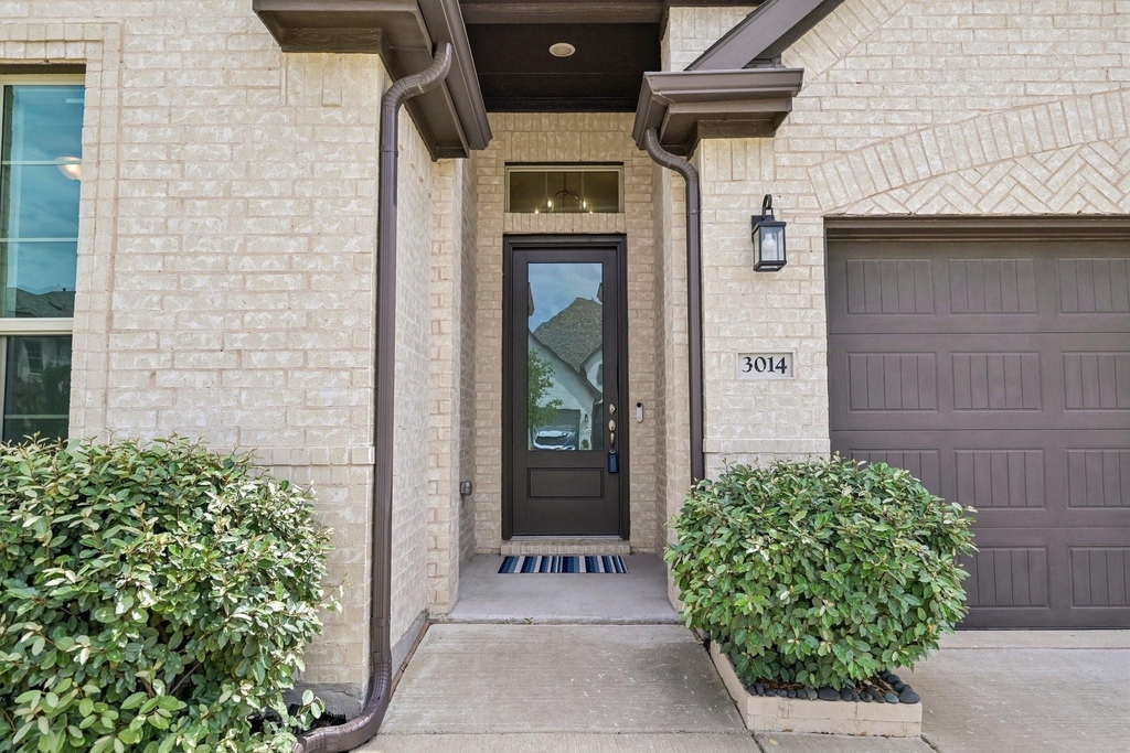 3014 Campbell Drive - Photo 1
