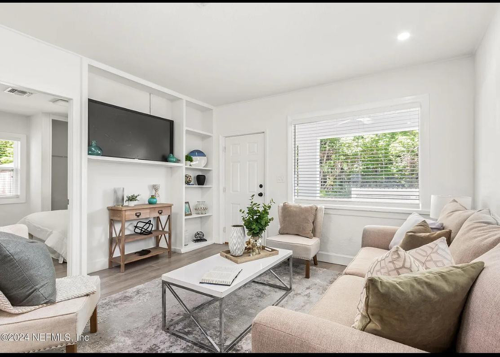 925 S St. John Street - Photo 13