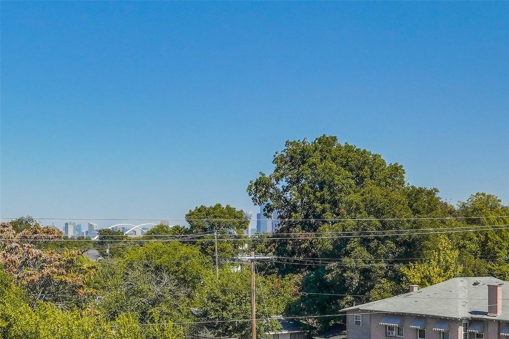 710 W 10th Street - Photo 17