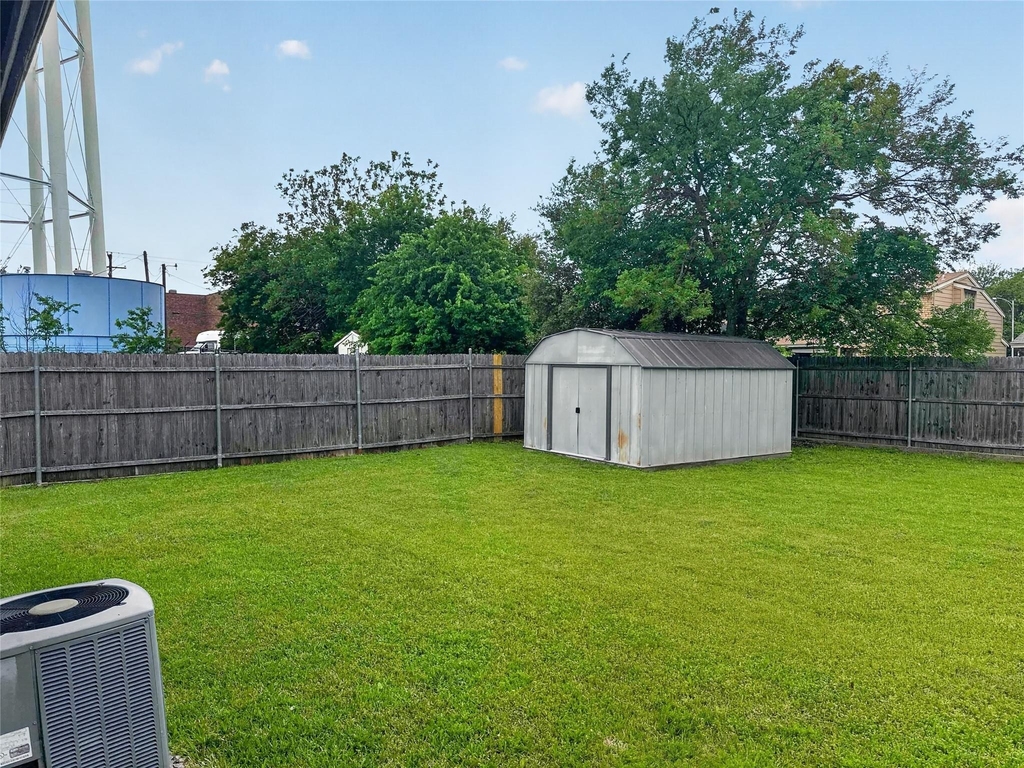109 N Heights Drive - Photo 18