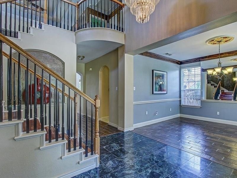 1617 Thompson Drive - Photo 7