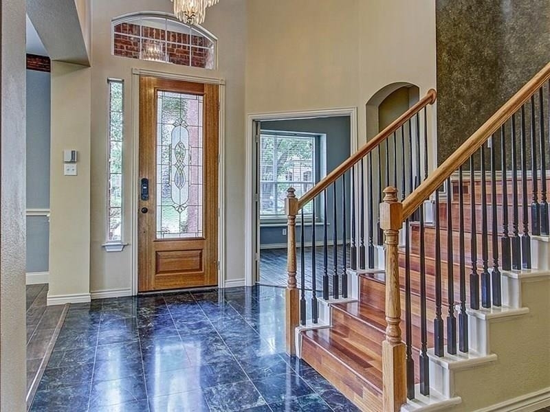1617 Thompson Drive - Photo 2
