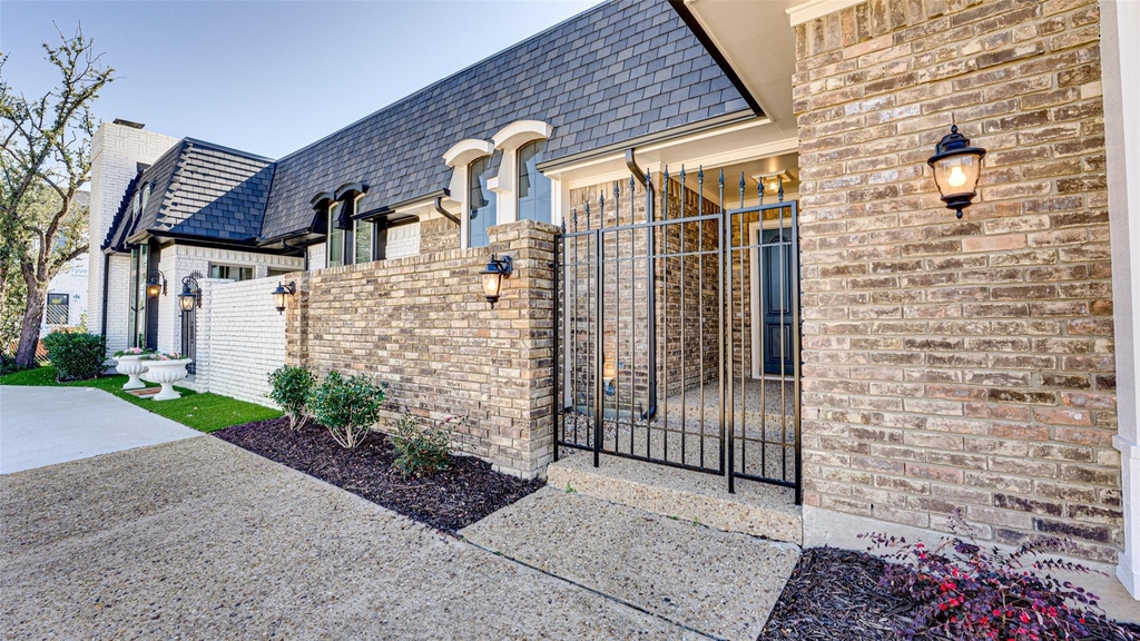 5818 Orchid Lane - Photo 1
