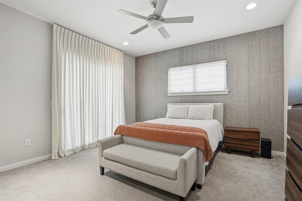2608 Museum Way - Photo 11