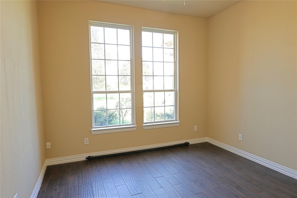 5700 Fm 424 - Photo 22