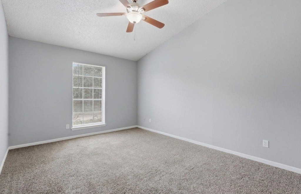 2120 El Paseo Street - Photo 6