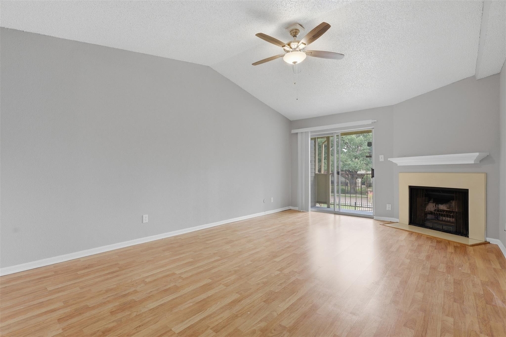 2120 El Paseo Street - Photo 1
