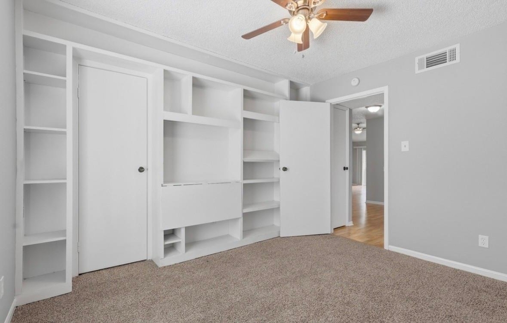 2120 El Paseo Street - Photo 8