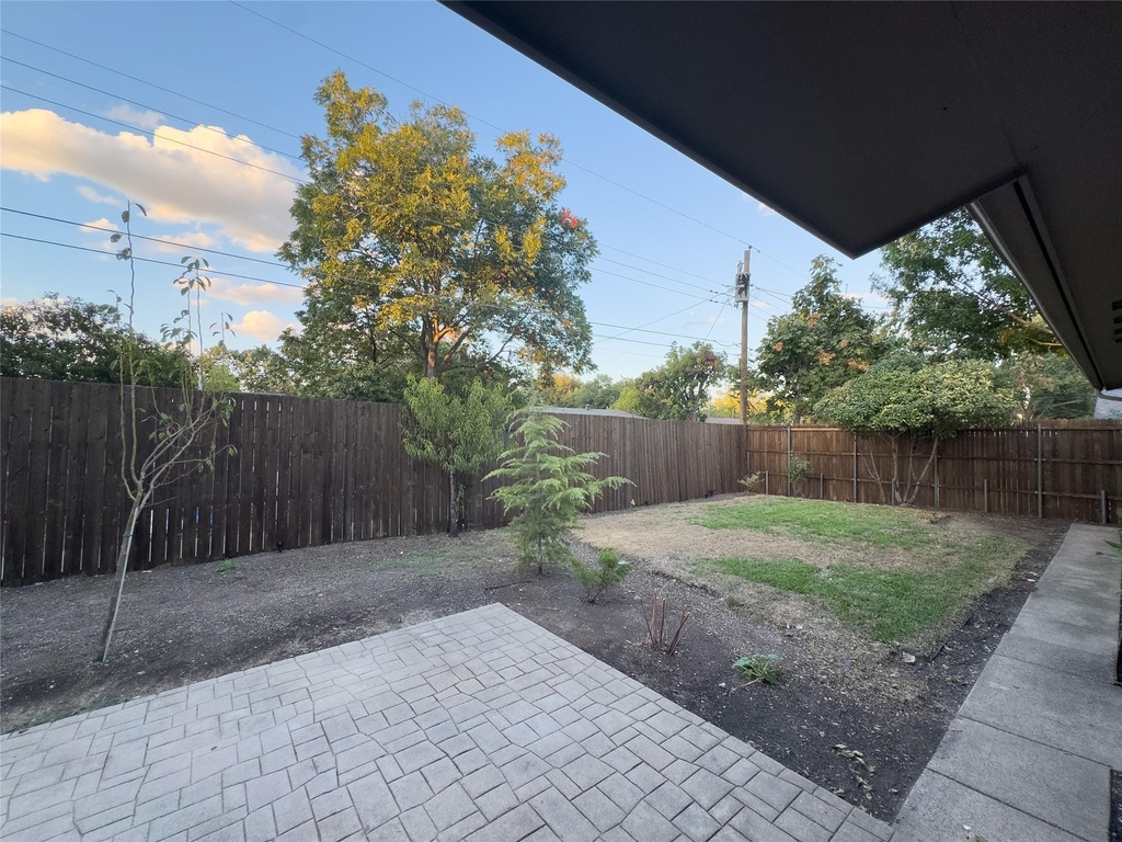 818 Fontana Avenue - Photo 15