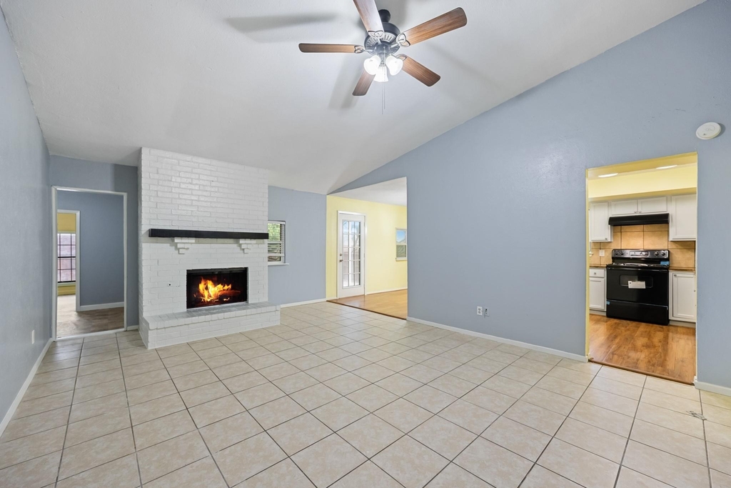 7418 Boisenberry Lane - Photo 4
