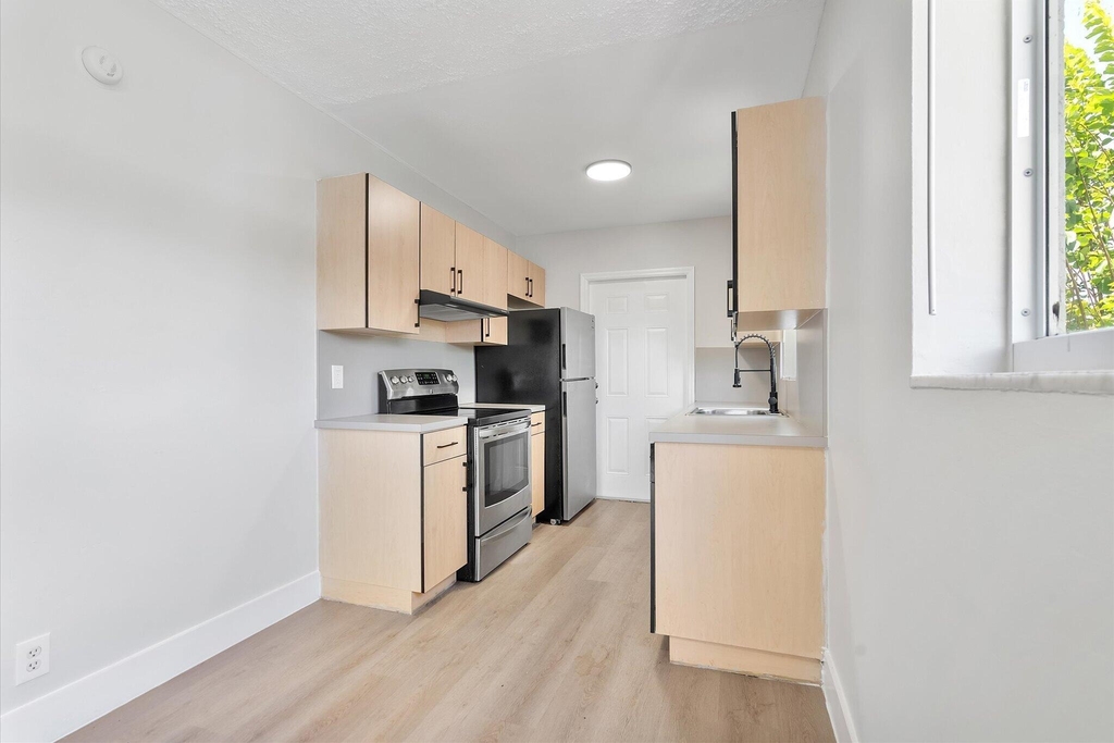 720 Ne 7th Street - Photo 16
