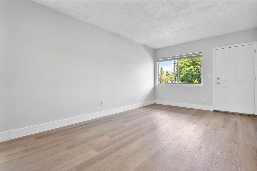 720 Ne 7th Street - Photo 12