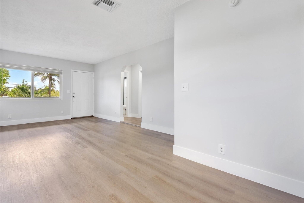 720 Ne 7th Street - Photo 13
