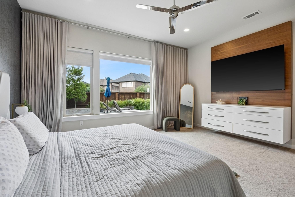 636 Benalla Drive - Photo 20
