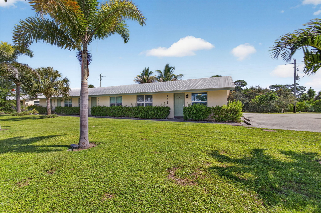8697 Se Hobe Ridge Avenue - Photo 1