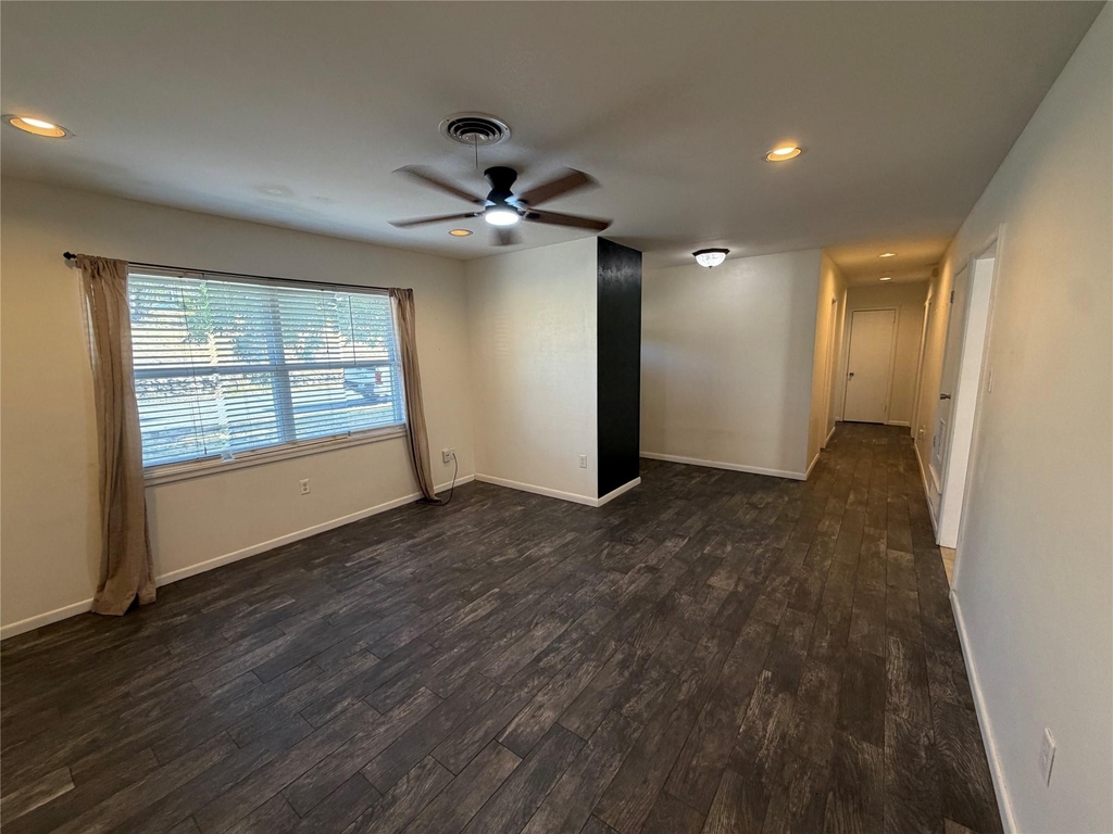 1437 W Ball Street - Photo 3