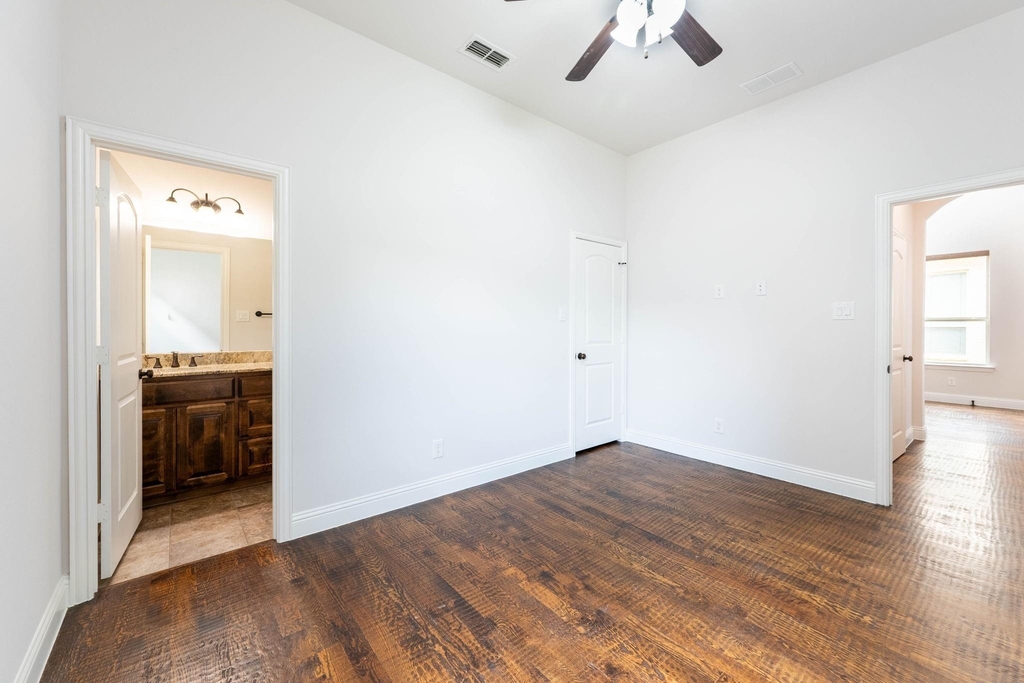2313 Windjammer Way - Photo 8