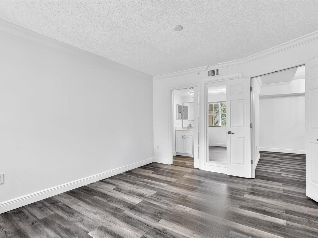 2433 Centergate Drive - Photo 26
