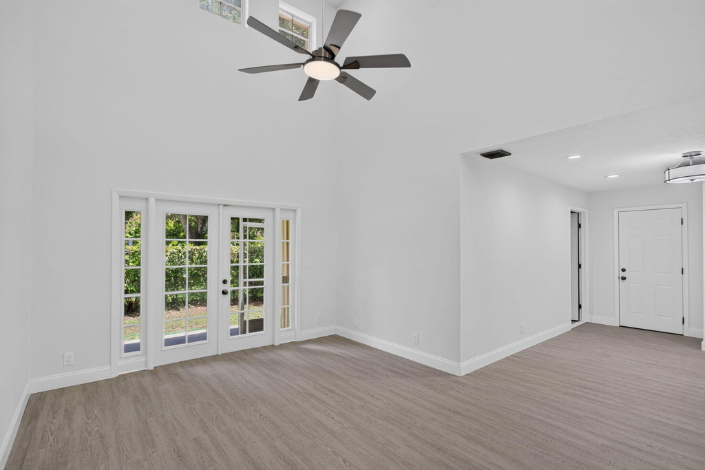 11451 Lakeview Drive - Photo 9