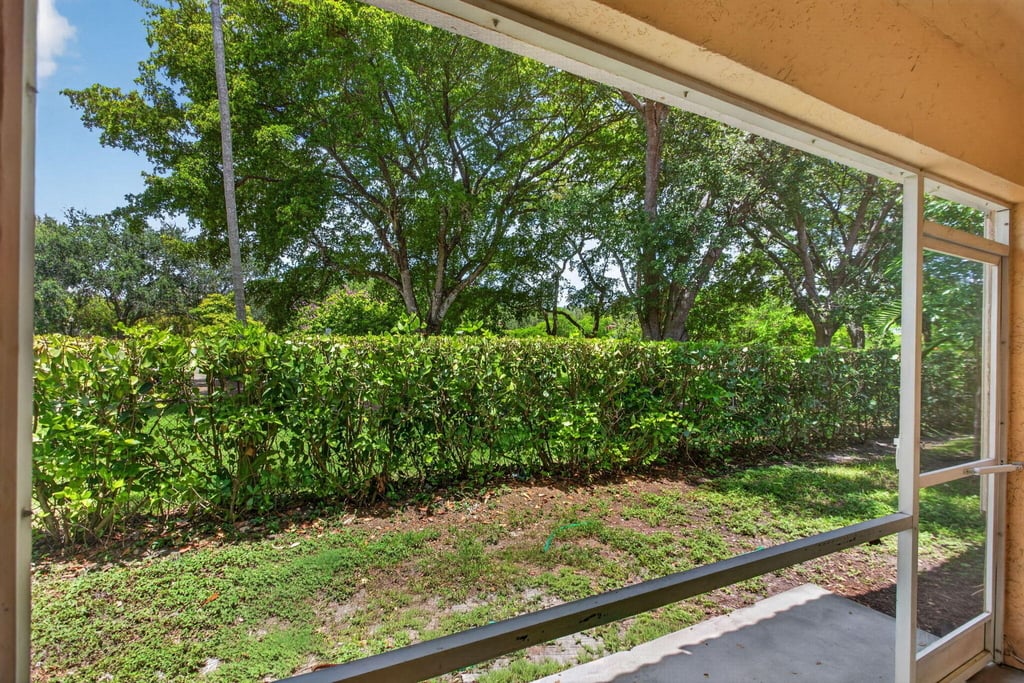 11451 Lakeview Drive - Photo 30