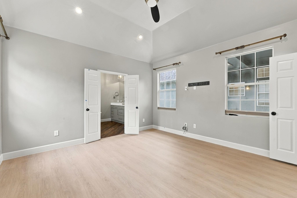 906 Homestead Trail - Photo 14