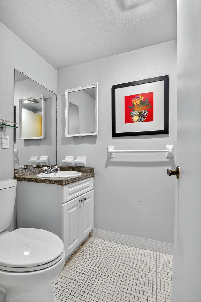 555 Se 8th Street - Photo 18