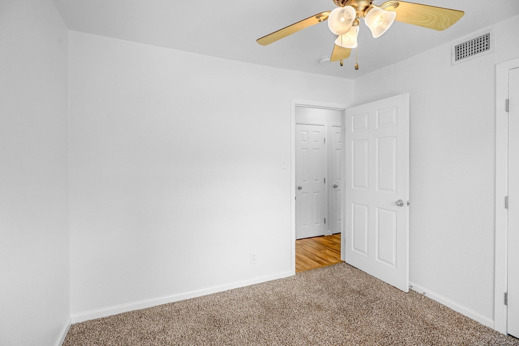 3052 Cameo Lane - Photo 5
