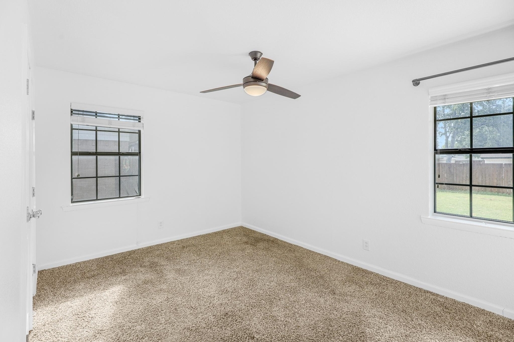 3052 Cameo Lane - Photo 6