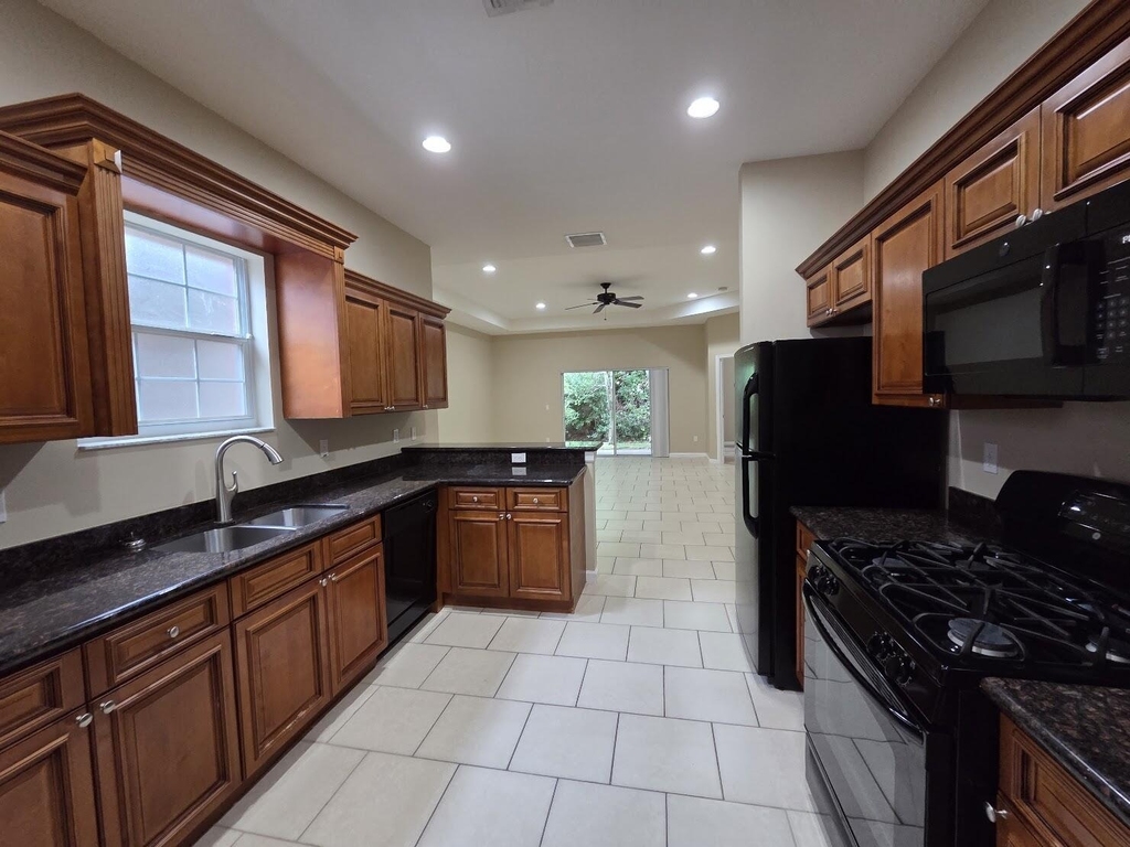4409 Coquina Winds Way - Photo 12