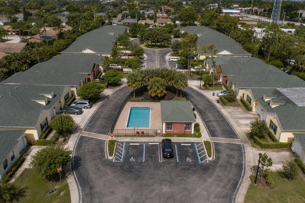 4409 Coquina Winds Way - Photo 0