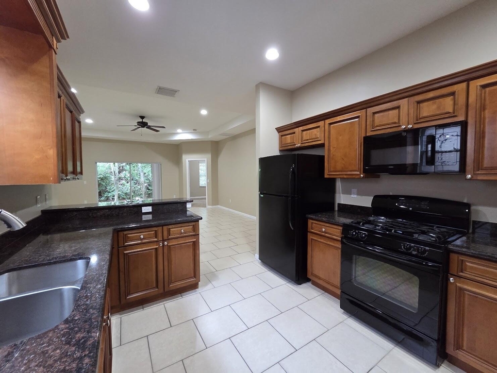 4409 Coquina Winds Way - Photo 13