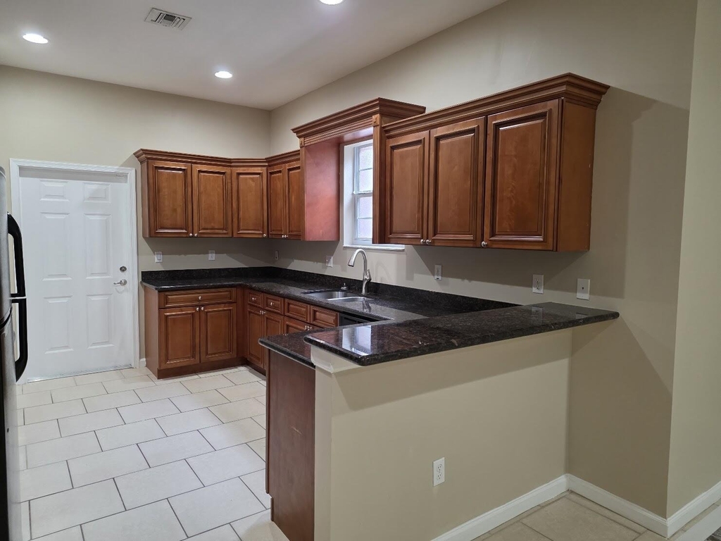 4409 Coquina Winds Way - Photo 11