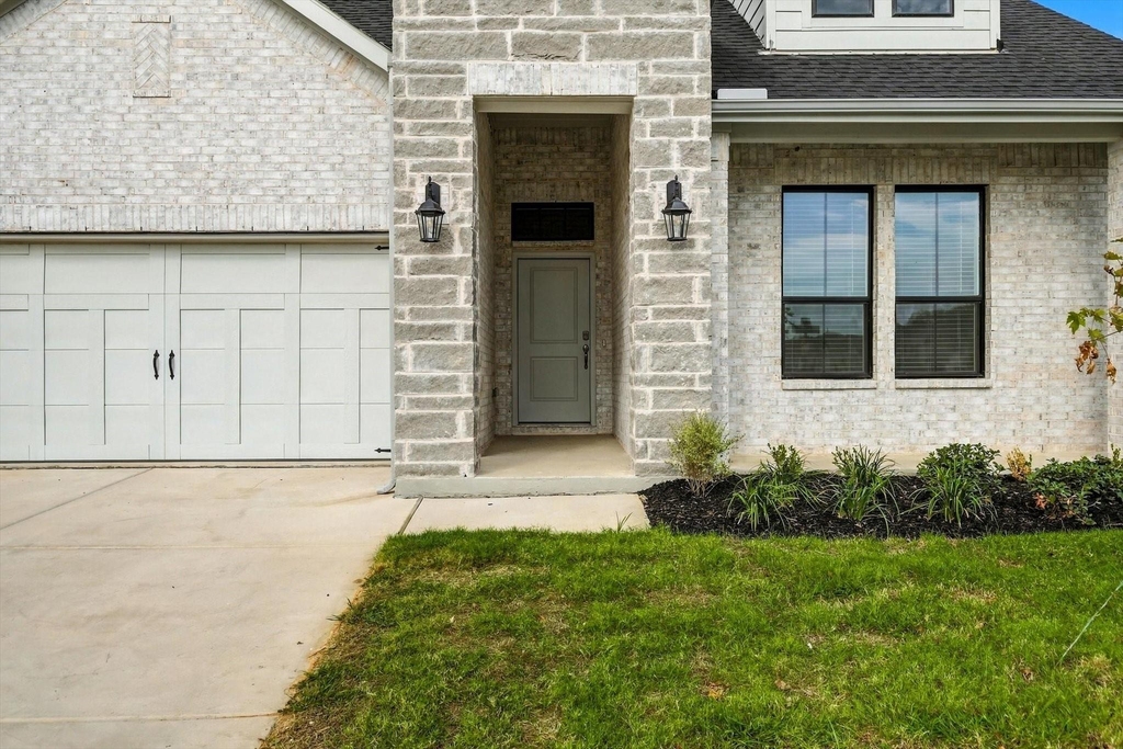 1705 Patricia Drive - Photo 1