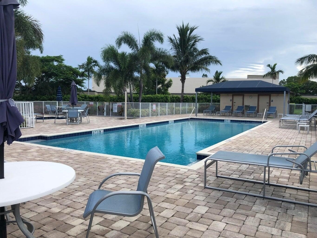 9826 Marina Boulevard - Photo 21