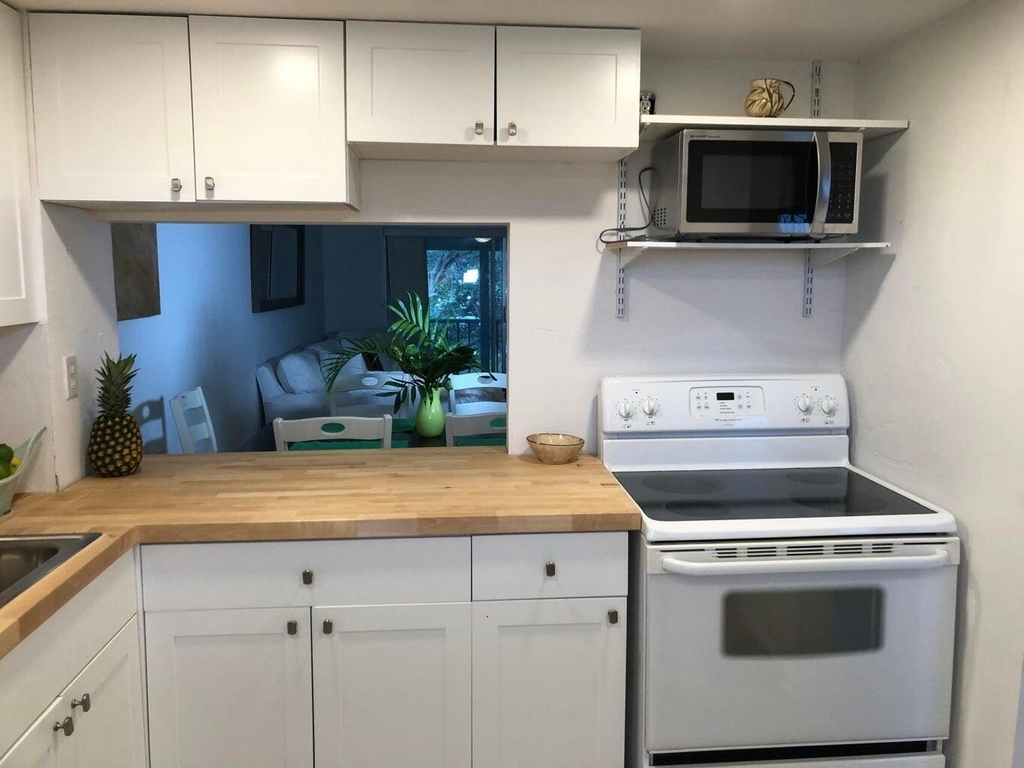 9826 Marina Boulevard - Photo 9