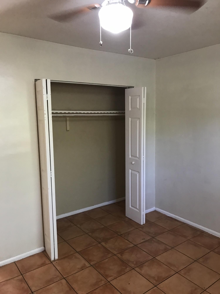 652 Sw 16th Avenue - Photo 4