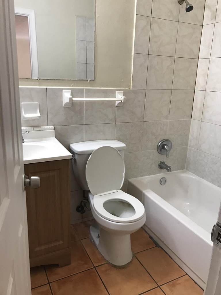 652 Sw 16th Avenue - Photo 8